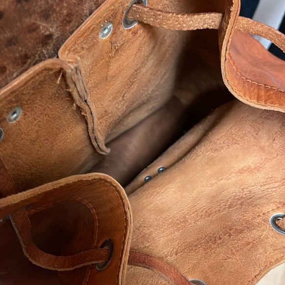 Beautiful handmade leather backpack - Picture 5 of 6